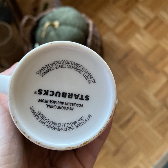 Starbucks Holiday 2011 small bone china dog sledding and people skating mug cup - Picture 12 of 13